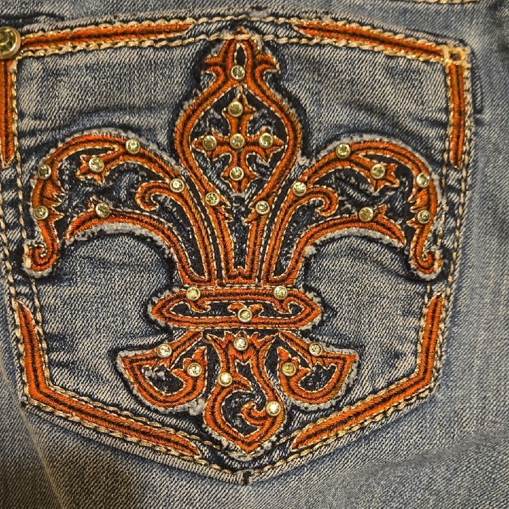 Miss Me Indigo Boot Cut Jeans. Inseam 27.5. Waist 15 - Picture 10 of 12